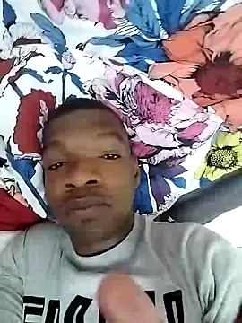 Snapshot of TmanZim2025 chatting on September 13, 7:57 pm TmanZim2025 online show from September 13, 7:57 pm