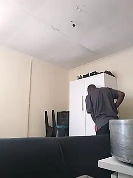 Snapshot of TmanZim2025 chatting on September 20, 8:48 am TmanZim2025 online show from September 20, 8:48 am