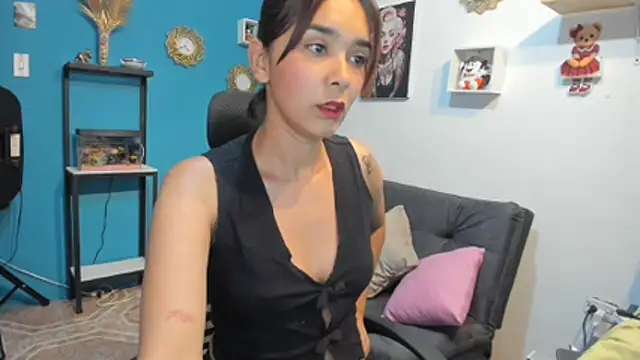 anastasia tuya online show from July 15, 9:42 pm