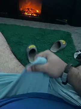 YoungBBCMilker online show from November 11, 7:25 pm