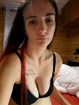 Snapshot of Michou02xXx chatting on July 2, 7:31 pm Michou02xXx online show from July 2, 7:31 pm
