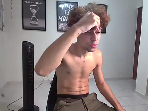 Dollarhot30 online show from February 13, 4:41 am