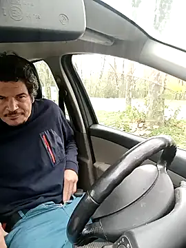 Snapshot of twitshe chatting on November 1, 1:46 pm twitshe online show from November 1, 1:46 pm