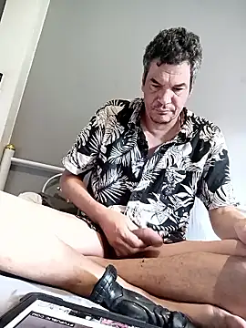 twitshe online show from January 11, 9:03 am