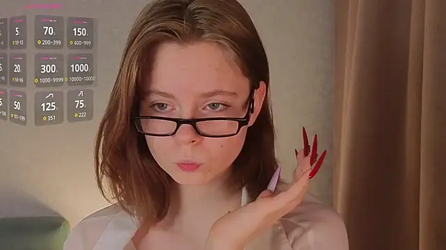 JulietteRain online show from September 8, 7:02 pm