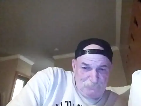 Snapshot of Rootpass222 chatting on July 3, 8:43 am Rootpass222 online show from July 3, 8:43 am