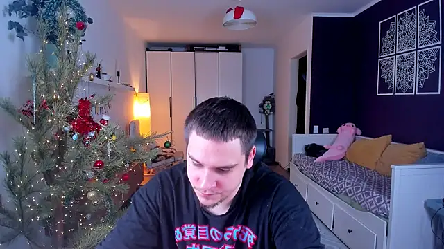 Snapshot of Bear_Beer130 chatting on February 6, 6:00 pm Bear Beer130 online show from February 6, 6:00 pm