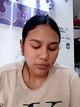 Snapshot of burbuja02 chatting on January 14, 7:41 pm burbuja02 online show from January 14, 7:41 pm