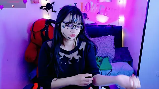 MiaVelvetDoll online show from October 23, 2:05 pm