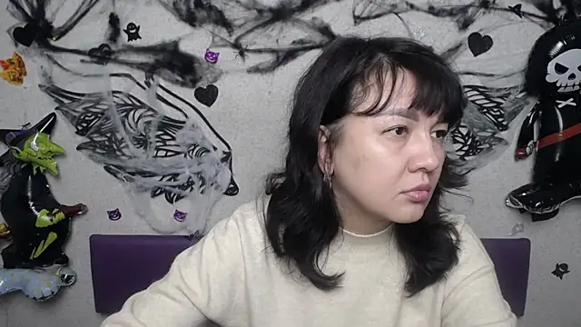 SelenaFly online show from November 10, 6:01 am