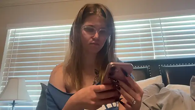 Riley ray69 online show from November 4, 3:44 pm