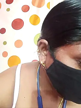 Snapshot of Tamil_Abinaya chatting on October 31, 5:36 pm Tamil Abinaya online show from October 31, 5:36 pm