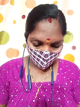 Snapshot of Tamil_Abinaya chatting on May 7, 5:29 pm Tamil Abinaya online show from May 7, 5:29 pm