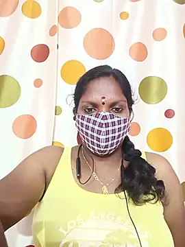 Snapshot of Tamil_Abinaya chatting on July 2, 5:19 pm Tamil Abinaya online show from July 2, 5:19 pm