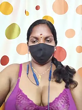 Snapshot of Tamil_Abinaya chatting on July 24, 7:01 pm Tamil Abinaya online show from July 24, 7:01 pm
