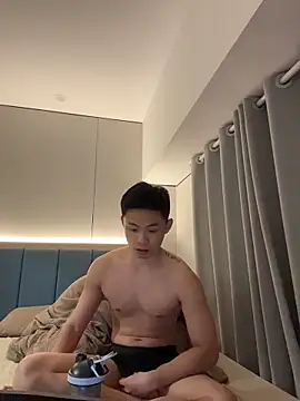 jensenyep online show from December 3, 2:59 pm