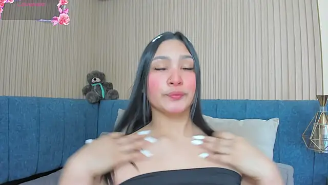 Snapshot of angel_ponce chatting on June 8, 7:14 pm angel ponce online show from June 8, 7:14 pm
