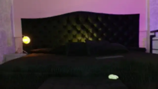 Hada Blue online show from February 7, 7:50 pm