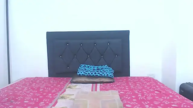 natashat lorent online show from October 14, 8:09 pm