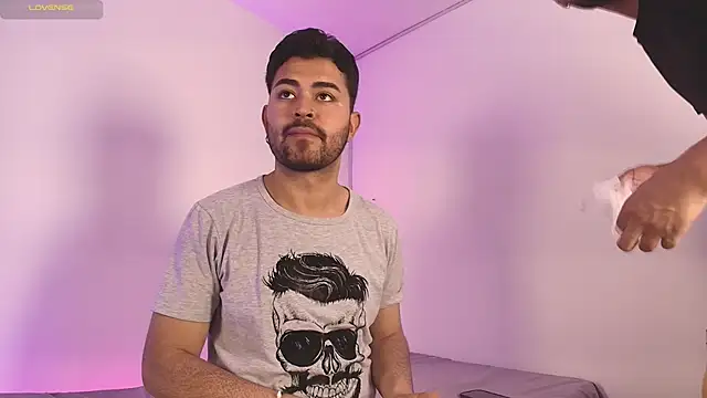 Snapshot of 404_Not_Found4 chatting on September 9, 8:41 pm 404 Not Found4 online show from September 9, 8:41 pm