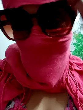 Snapshot of roshni19 chatting on October 3, 9:12 pm roshni19 online show from October 3, 9:12 pm