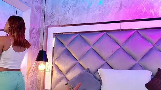 gemma sm online show from December 4, 3:16 am