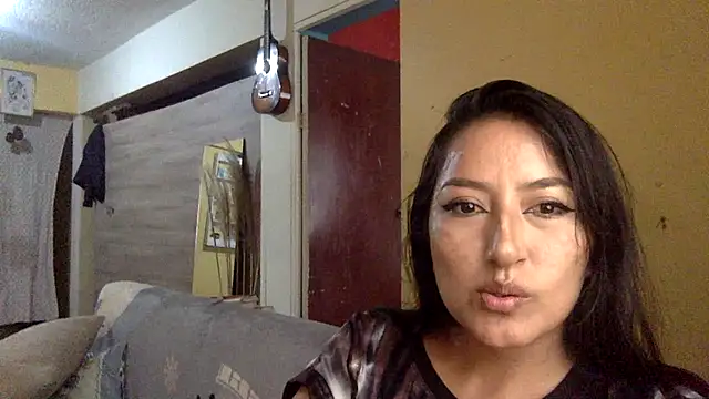 Snapshot of AlbyberCH chatting on February 6, 8:34 pm AlbyberCH online show from February 6, 8:34 pm