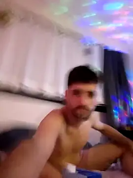 young swisscouple online show from September 21, 11:17 pm