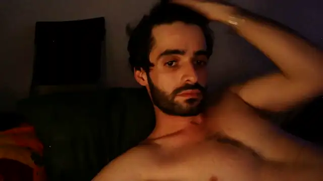 young swisscouple online show from June 28, 9:48 am
