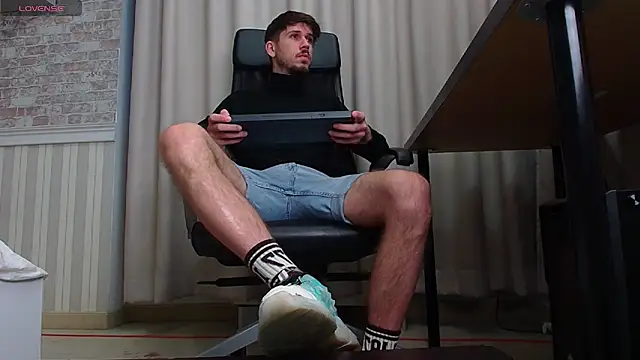 JonahShaw online show from September 29, 4:17 am