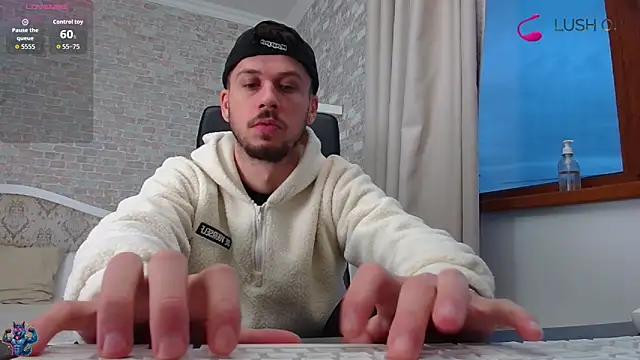 JonahShaw online show from October 9, 4:21 am