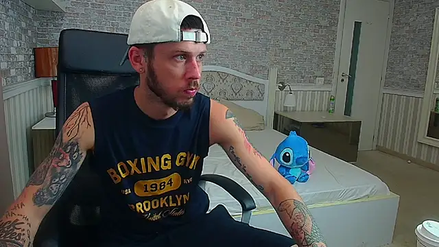 JonahShaw online show from July 20, 3:43 am