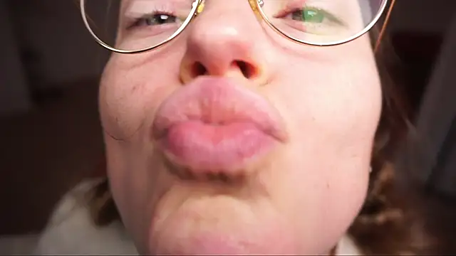 Snapshot of Scorpion_Peach chatting on November 15, 5:09 pm Scorpion Peach online show from November 15, 5:09 pm