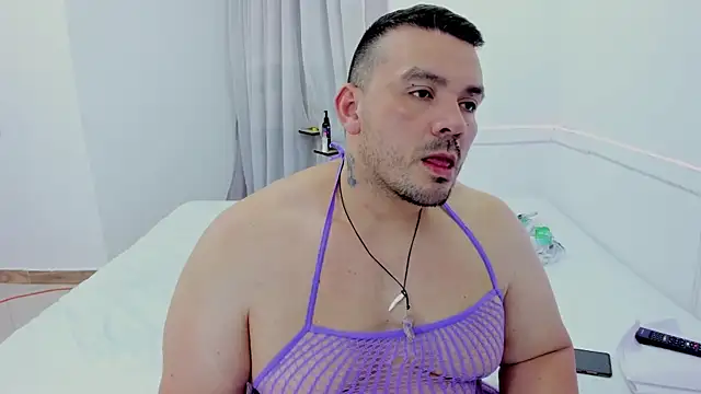 denny scobar online show from February 17, 9:21 pm