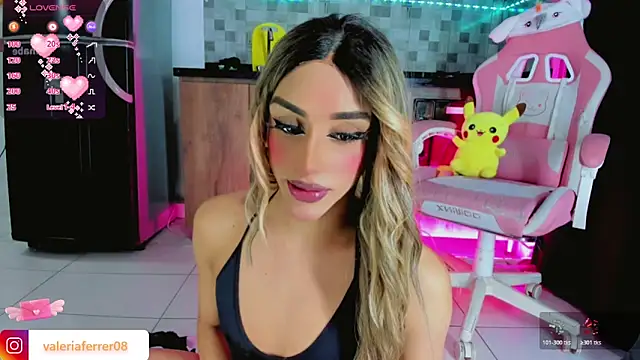 Snapshot of SEXYTSLATINA chatting on November 23, 1:27 am SEXYTSLATINA online show from November 23, 1:27 am