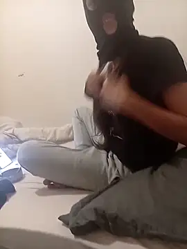 Couplefrsex online show from May 10, 8:36 pm