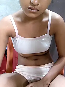 Tara2007 online show from November 3, 5:09 am