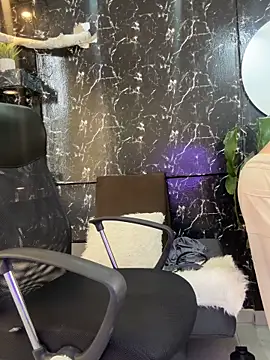 Snapshot of Alexander_ferre chatting on June 3, 2:33 pm Alexander ferre online show from June 3, 2:33 pm
