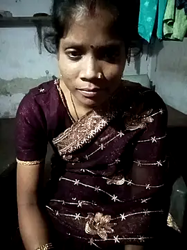 Snapshot of SEXY-MAHI4 chatting on September 11, 5:13 pm SEXY-MAHI4 online show from September 11, 5:13 pm