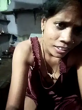 Snapshot of SEXY-MAHI4 chatting on October 11, 5:22 pm SEXY-MAHI4 online show from October 11, 5:22 pm