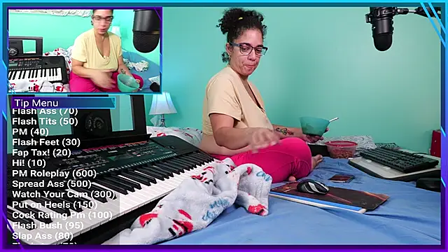 Snapshot of nsfwismorefun chatting on November 11, 5:46 pm nsfwismorefun online show from November 11, 5:46 pm