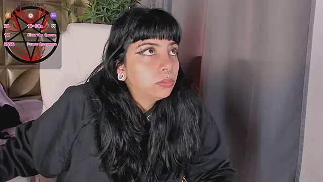 Snapshot of emily-santoss chatting on October 17, 2:19 pm emily-santoss online show from October 17, 2:19 pm