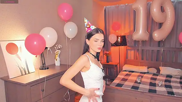 Snapshot of TeriRipka chatting on October 17, 7:11 am TeriRipka online show from October 17, 7:11 am