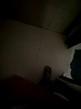 Snapshot of Eogerareeh chatting on November 23, 7:24 pm Eogerareeh online show from November 23, 7:24 pm