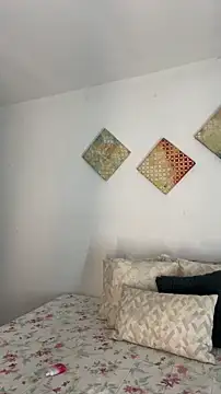 Snapshot of monnay520 chatting on November 8, 6:13 am monnay520 online show from November 8, 6:13 am