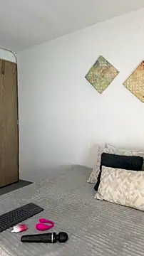 Snapshot of monnay520 chatting on November 16, 4:07 am monnay520 online show from November 16, 4:07 am