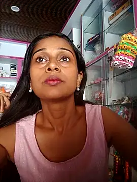 hotshreya69 online show from September 28, 6:41 am