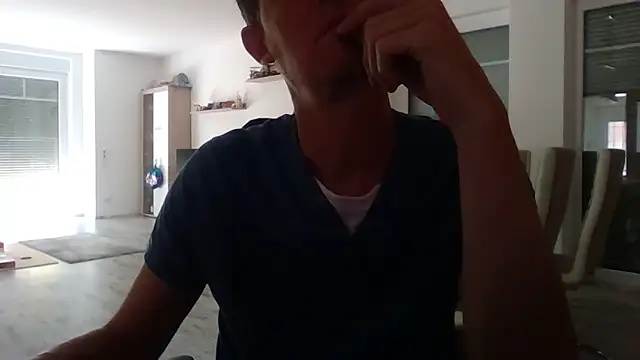 Snapshot of Trockenbau chatting on June 18, 8:58 am Trockenbau online show from June 18, 8:58 am