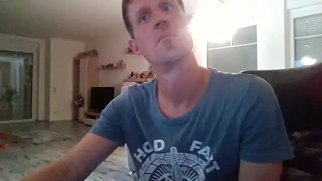 Snapshot of Trockenbau chatting on June 19, 10:08 am Trockenbau online show from June 19, 10:08 am