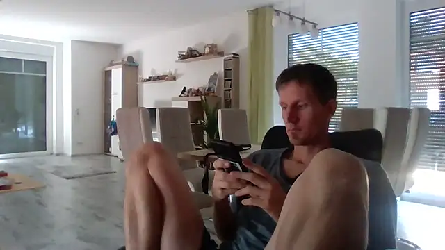 Snapshot of Trockenbau chatting on July 24, 9:51 am Trockenbau online show from July 24, 9:51 am